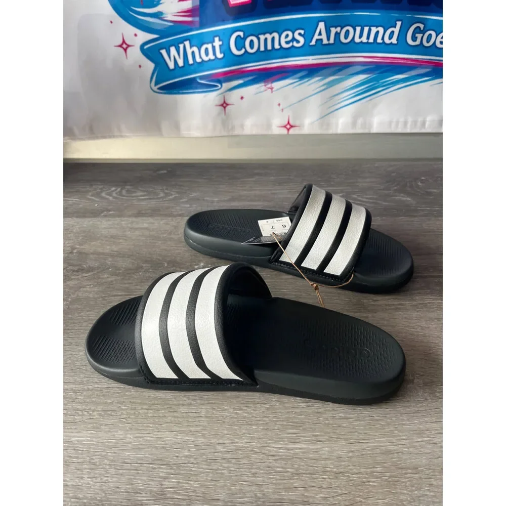 Adidas Adilette Comfort 2.0 (Size M6 W7)